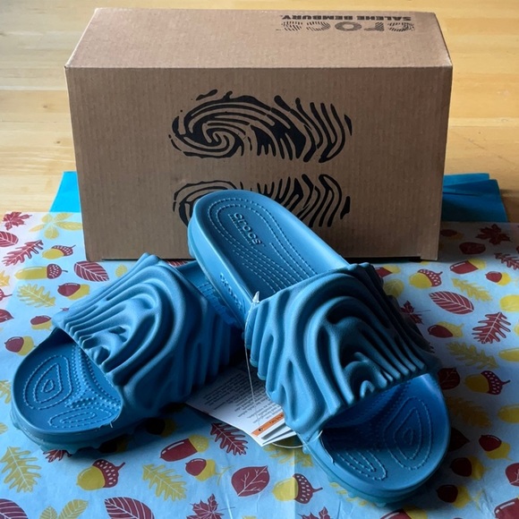 💙 SALEHE BEMBURY X CROCS THE POLLEX SLIDE  💙 NWT 💙 - Picture 14 of 16